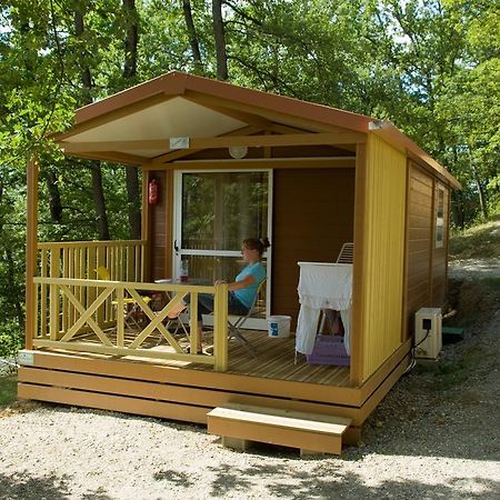 Le Bourdieu Hotell Durfort  Rom bilde