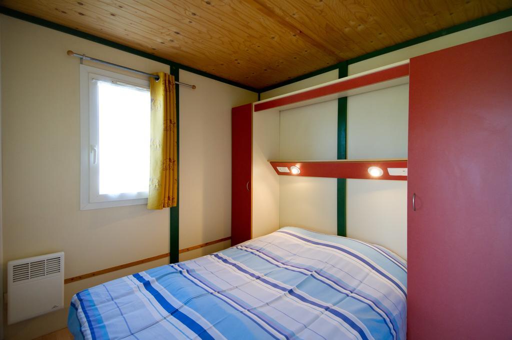 Le Bourdieu Hotell Durfort  Rom bilde